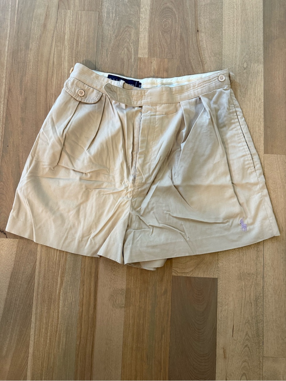 Ralph Lauren Beige Pleated Cotton Shorts with Polo Emblem 100% Cotton